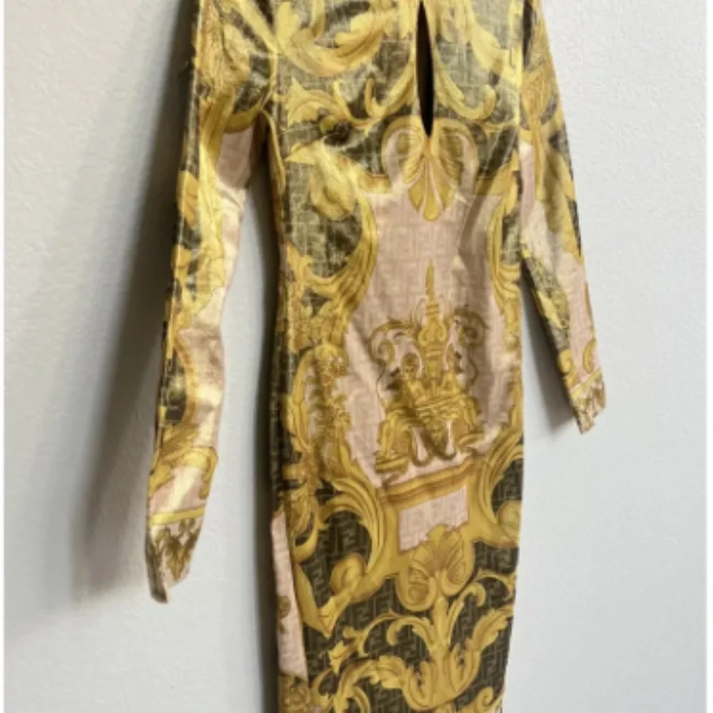 FENDACE DRESS - Picture 4 of 12